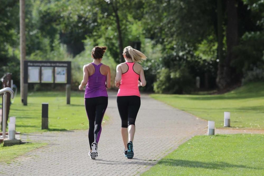 The Runnymede On Thames (Adults Only) Hotell Egham Exteriör bild