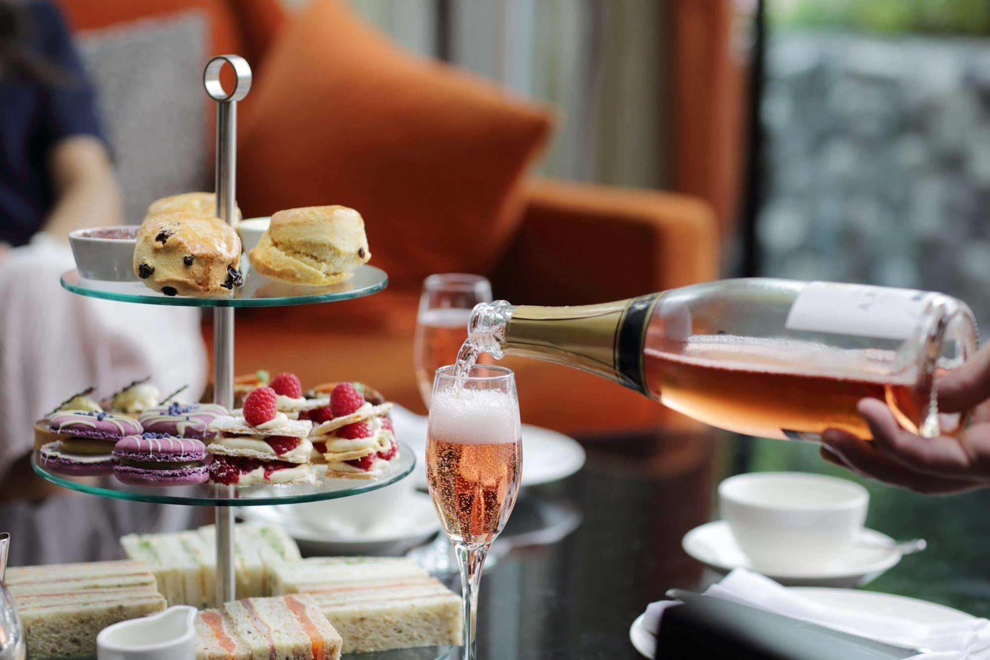 The Runnymede On Thames (Adults Only) Hotell Egham Exteriör bild